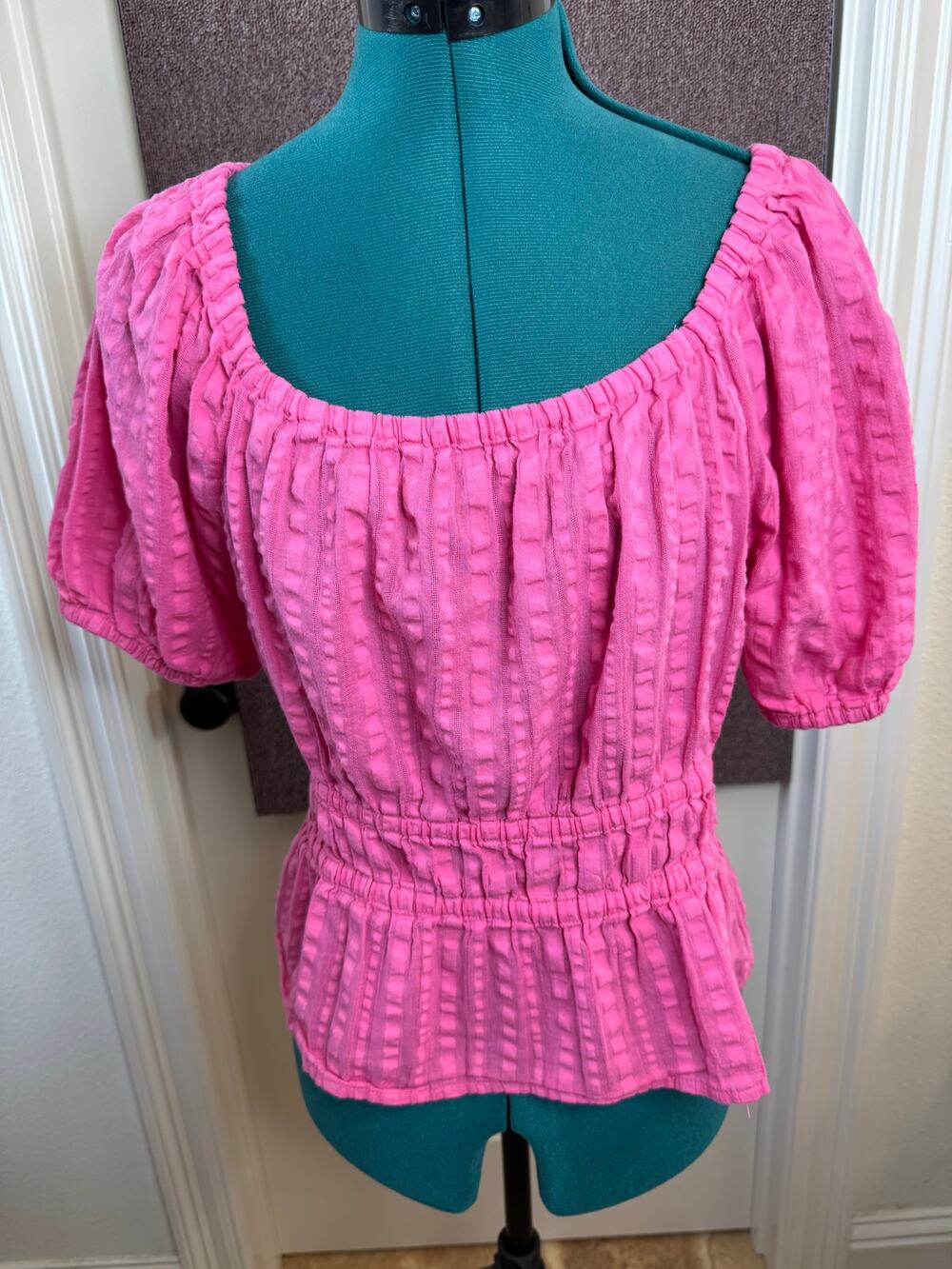 Tommy Hilfiger Puffy Short Sleeve Pullover Blouse Gathered Waist 100% Cotton M